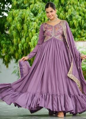 Lavender zari & sequins embroidered vichitra silk Gown & dupatta 3