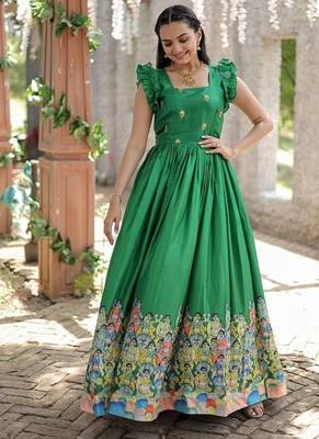 Green zari & sequins embroidered dola silk Gown 4