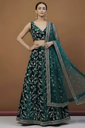 Women's Turquoise embroidered velvet Party Wear semi stitched lehenga Choli