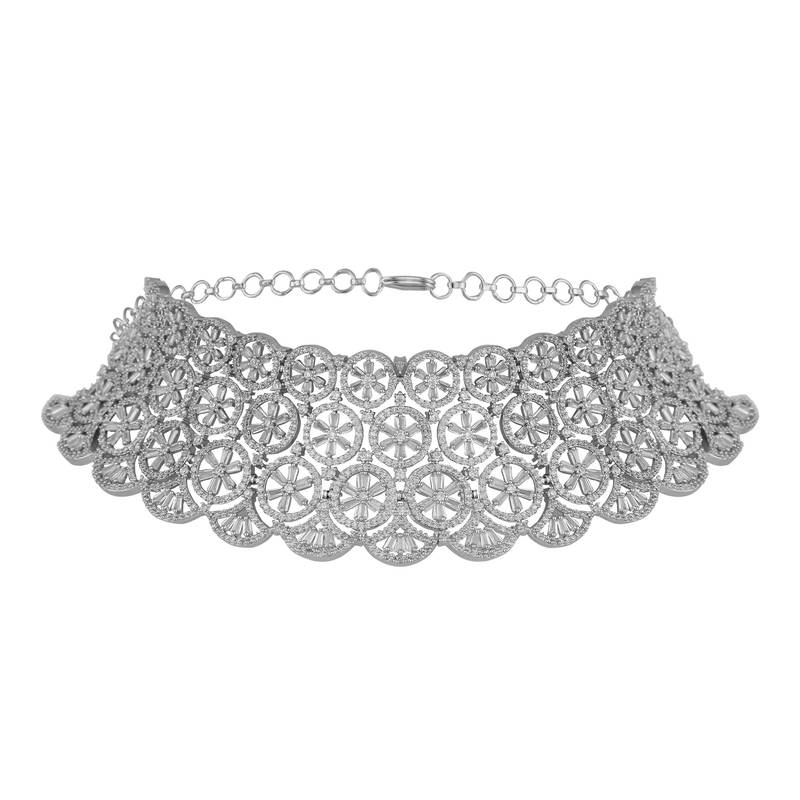 Chic choker necklace