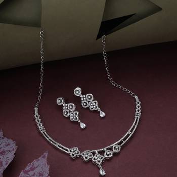 Minimalist chain necklace 1