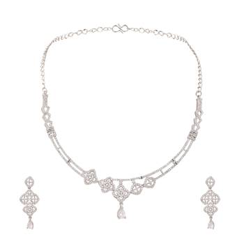 Minimalist chain necklace 3