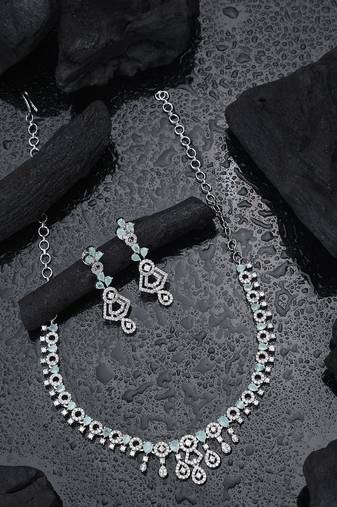 Fresh mint beaded necklace