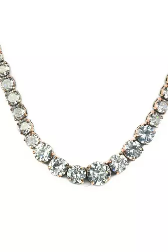 Noir delight necklace