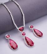 Sapphire glow necklace