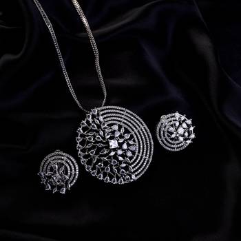 Anigalan star rhodium locket set 1