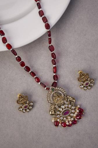 Lakshmi enachanted mehendi locket set with earrings