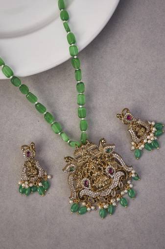 Lakshmi royal mehendi plated locket set with earrings