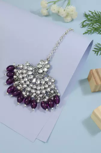 Silver oxidised traditional kundan pearl maang tikka for women and girls (t3106zwi)