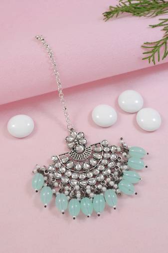 Silver oxidised traditional kundan pearl maang tikka for women and girls (t3106zmin)