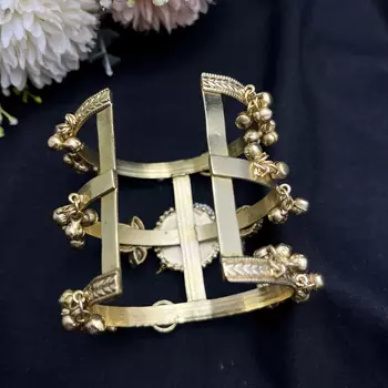 Handmade kashmiri kada bangle | polki kundan stone, gold tone cuff kada 4
