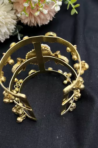 Handmade kashmiri kada bangle | polki kundan stone, gold tone cuff kada