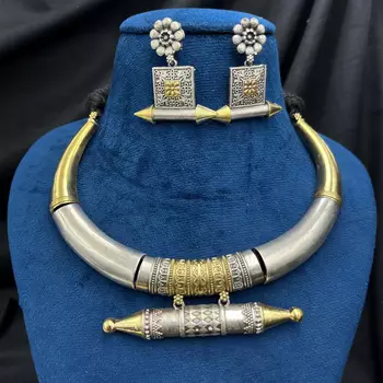 Oxidized tribal necklace & earring set | vintage ethnic dual tone hasuli torque set 2