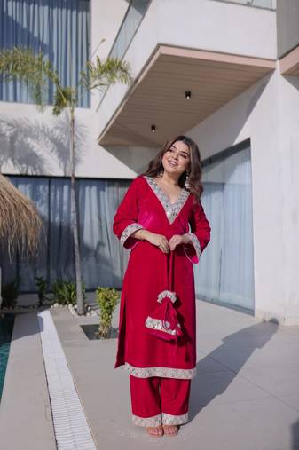 Pink Embroidered velvet salwar suit