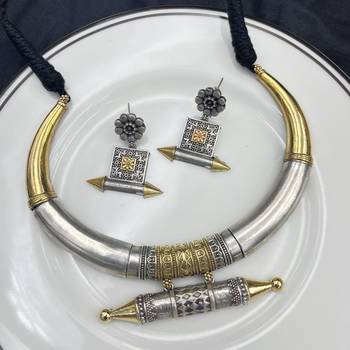 Oxidized tribal necklace & earring set | vintage ethnic dual tone hasuli torque set 4