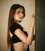 Black Color Plain With Fancy Lace Border Of Pearl Viscose Velvet Saree