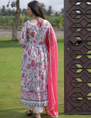 Off white rayon embroidered ethnic readymade kurta set 2