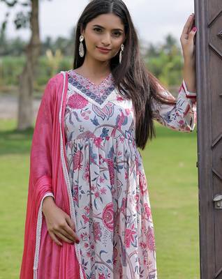 Off white rayon embroidered ethnic readymade kurta set 3