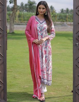 Off white rayon embroidered ethnic readymade kurta set 4