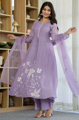 Lavender chanderi silk embroidered readymade kurta set