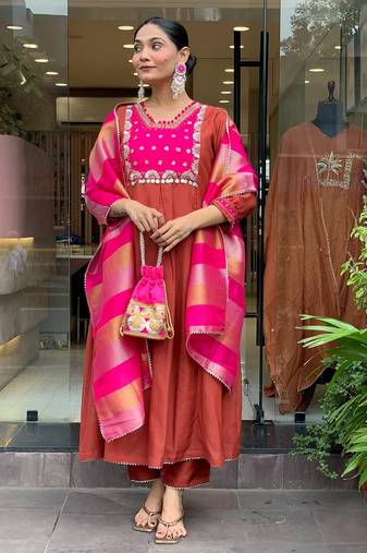 Rust silk blend embroidered partywear salwar kameez
