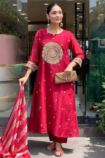 Red silk blend embroidered partywear salwar kameez