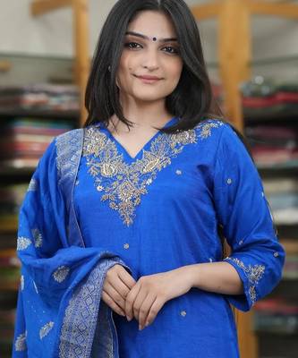 Blue silk blend embroidered salwar kameez 3