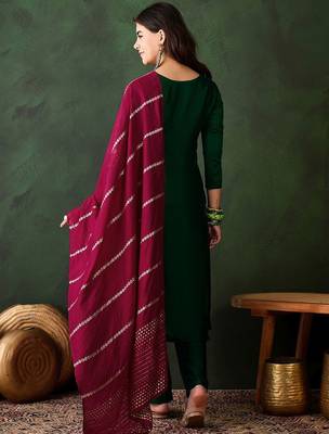 Green silk blend embroidered salwar kameez 2