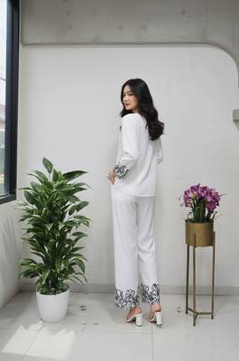 White bindu bubbal embroidered co-ord set for trendy girls 2