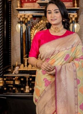 green woven matka silk blend zari woven all seasons sarees 2