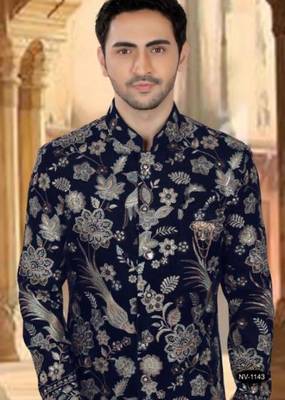 Men's blue velvet heavy thread and sequence embroidery embroidery all over kurta set 2