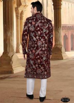 Men's maroon velvet heavy thread and sequence embroidery embroidery all over kurta set 3