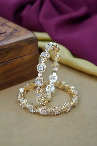 Traditional punjabi chooda for brides