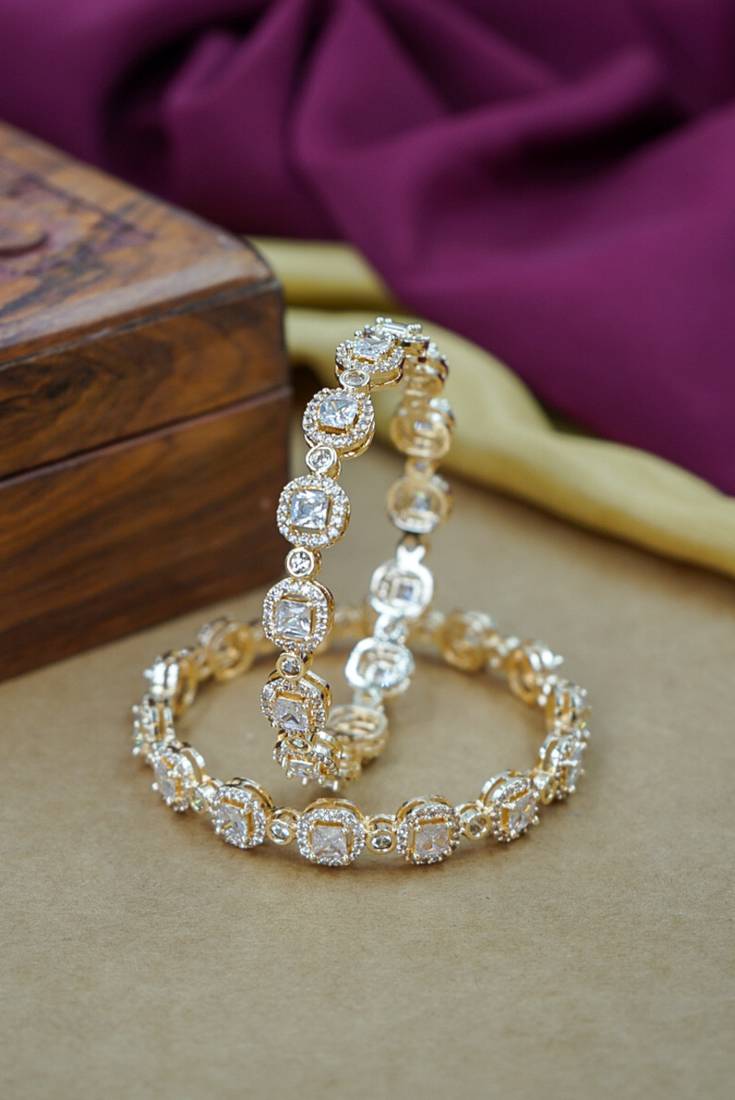 Traditional punjabi chooda for brides