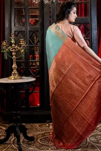 green woven silk blend blend banarasi silk blend all seasons sarees