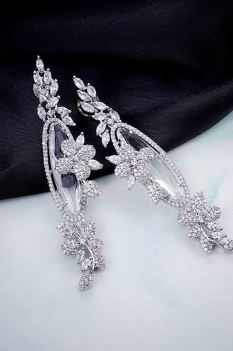 Luminous moonlight studs