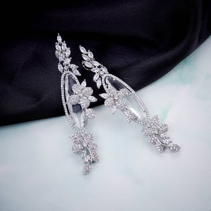 Luminous moonlight studs