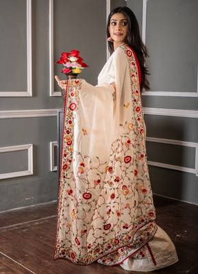 off white hand woven tussar hand embroidery all seasons sarees 3