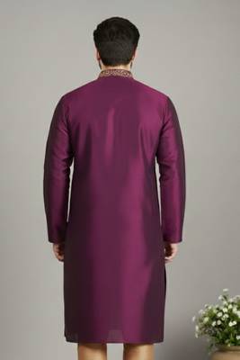 Magenta embroidered dupion silk kurta 2
