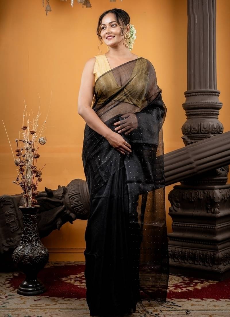black hand woven silk blend cotton bengal handloom all seasons sarees