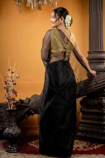 black hand woven silk blend cotton bengal handloom all seasons sarees