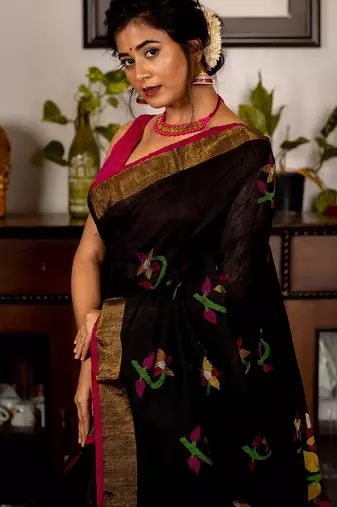 black hand woven silk blend cotton bengal handloom all seasons sarees