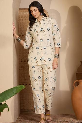 Beige khadi silk embroidered embroidered co-ord set