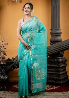 green hand woven silk blend cotton zari work all seasons sarees 1