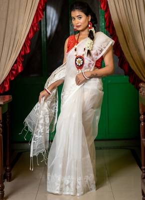 white woven silk blend cotton bengal handloom all seasons sarees 2