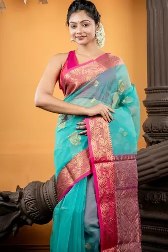 green hand woven silk blend cotton zari work all seasons sarees