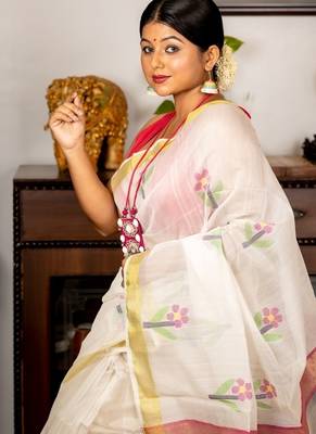 white hand woven silk blend cotton zari work all seasons sarees 3