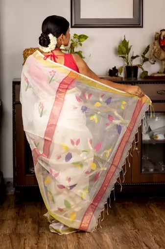 white hand woven silk blend cotton zari work all seasons sarees