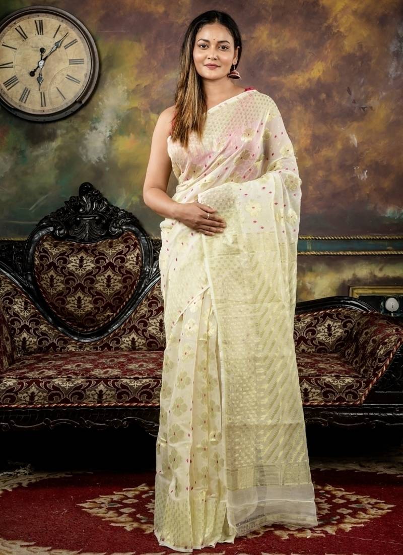 green woven silk blend cotton zari work all seasons sarees