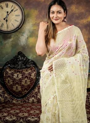 green woven silk blend cotton zari work all seasons sarees 2